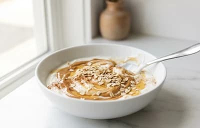 Greek Yogurt with Peanut Butter and Oats