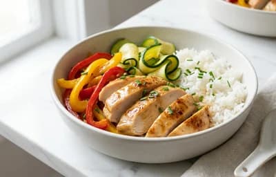 Low-FODMAP Chicken and Rice Bowl