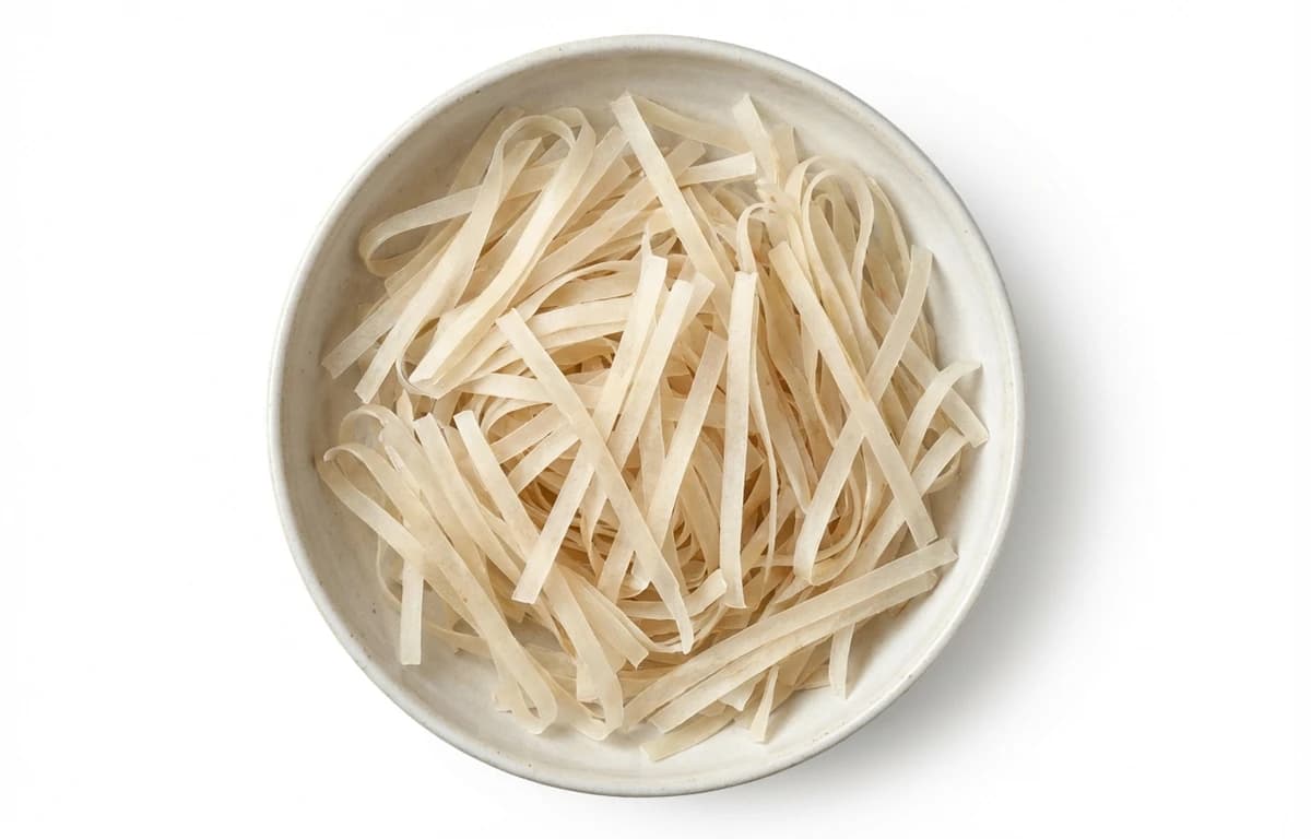 dried flat rice noodles