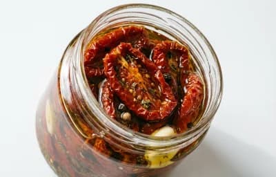 Sun-Dried Tomatoes in Oil