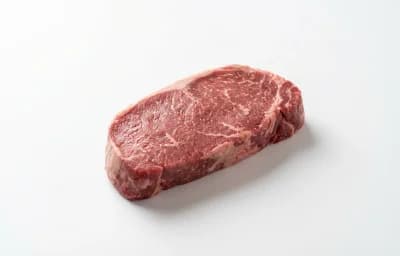 raw select beef tenderloin steak