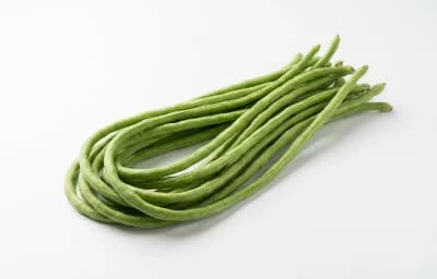raw yardlong bean