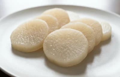 boiled unsalted oriental radish