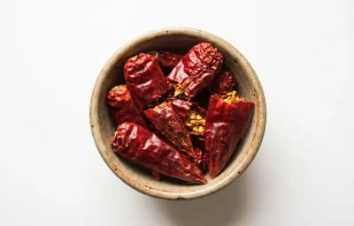 dried kashmiri red chilies