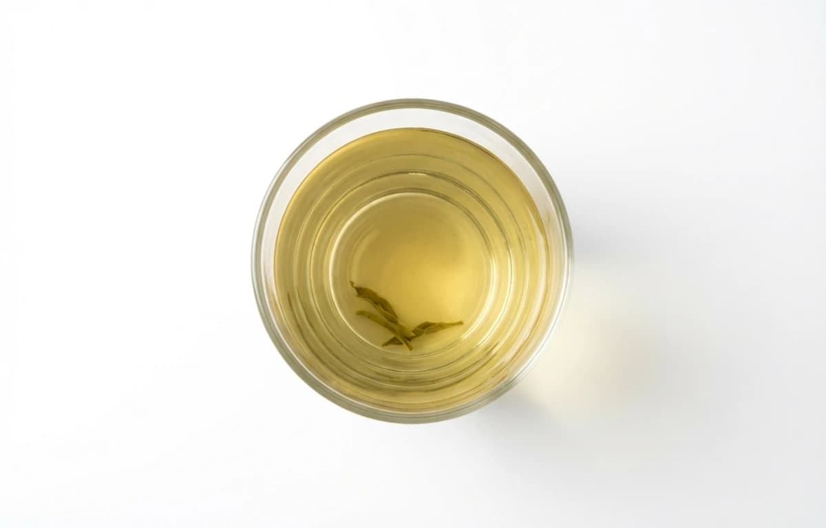 brewed decaffeinated green tea