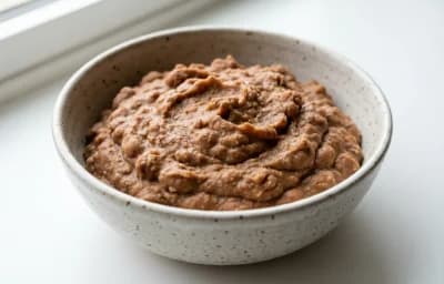 canned traditional refried beans