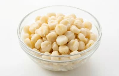 canned hominy