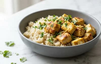 Chicken Paneer Quinoa Bowl