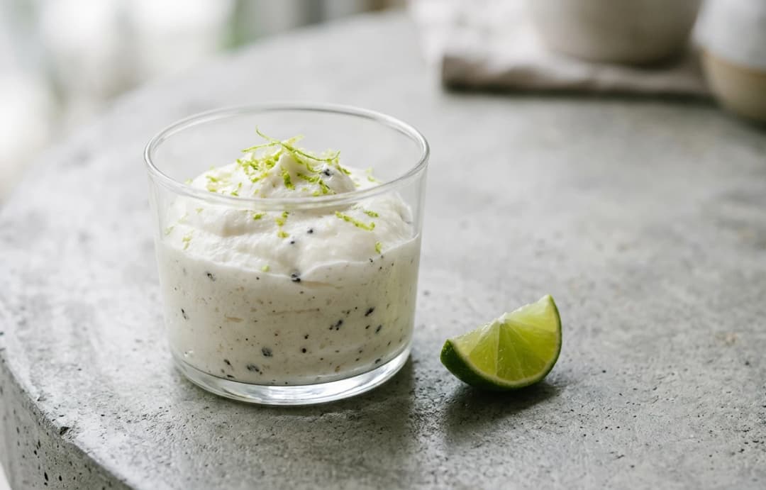 2-Ingredient Sugar-Apple Mousse