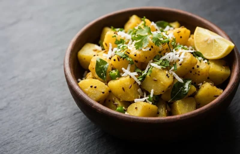 Puri with Batata Sukhi Bhaji - Recipe 2