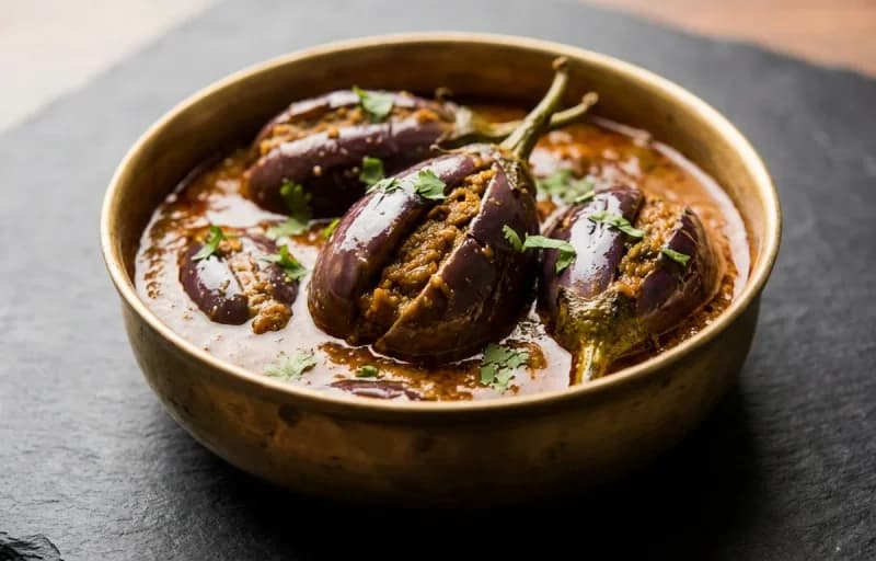 Bharli Vangi, Chapati and Masala Omelette - Recipe 1