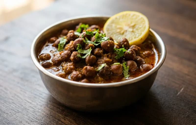 Jowar Bhakri with Kala Chana Shaak - Recipe 2