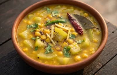 Pani Lau aru Butor Dali