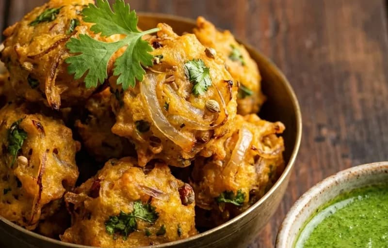 Sanna Pakora, Bhee Pakora and Coriander Mint Chutney - Recipe 1