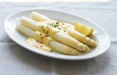 White Asparagus with Hollandaise