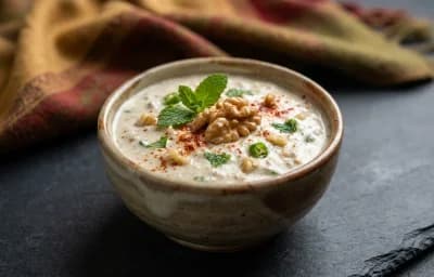 Kashmiri Akhrot Chutney