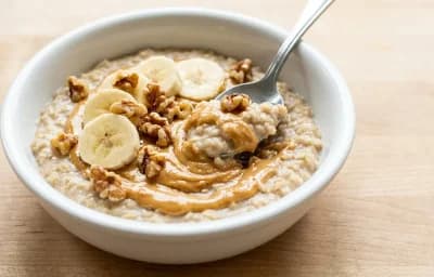 Oatmeal with Banana and Peanut Butter